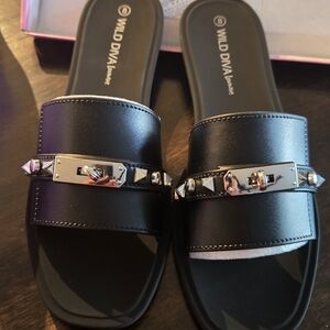 DIVA Lounge Women's 8 Black Slide Sandals with Silver Stud Detailing